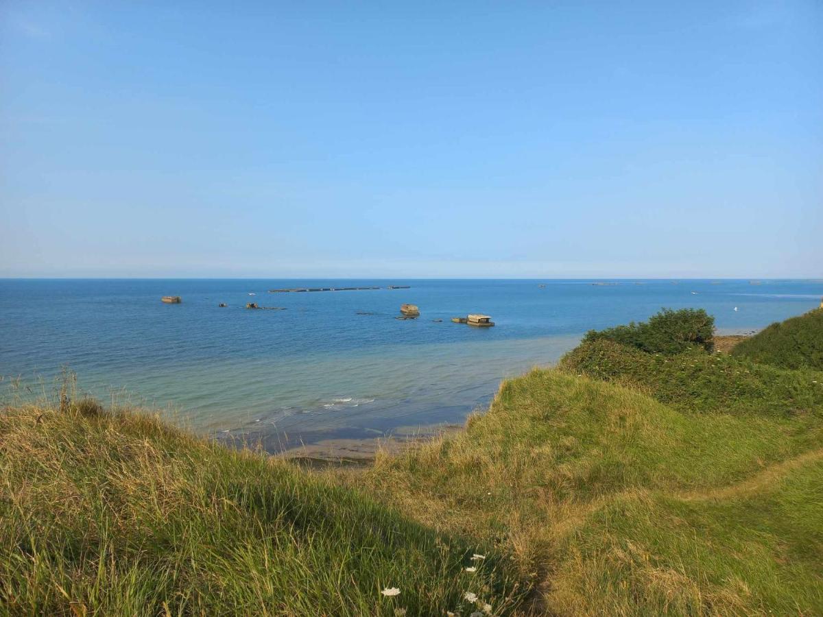 Le Domaine De La Gentilhommiere Situee Entre Bayeux Et Arromanches Les Bains Manvieux Exterior foto